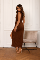 Sukienka Roma maxi taliowana z marszczeniem - czekoladowa brokat