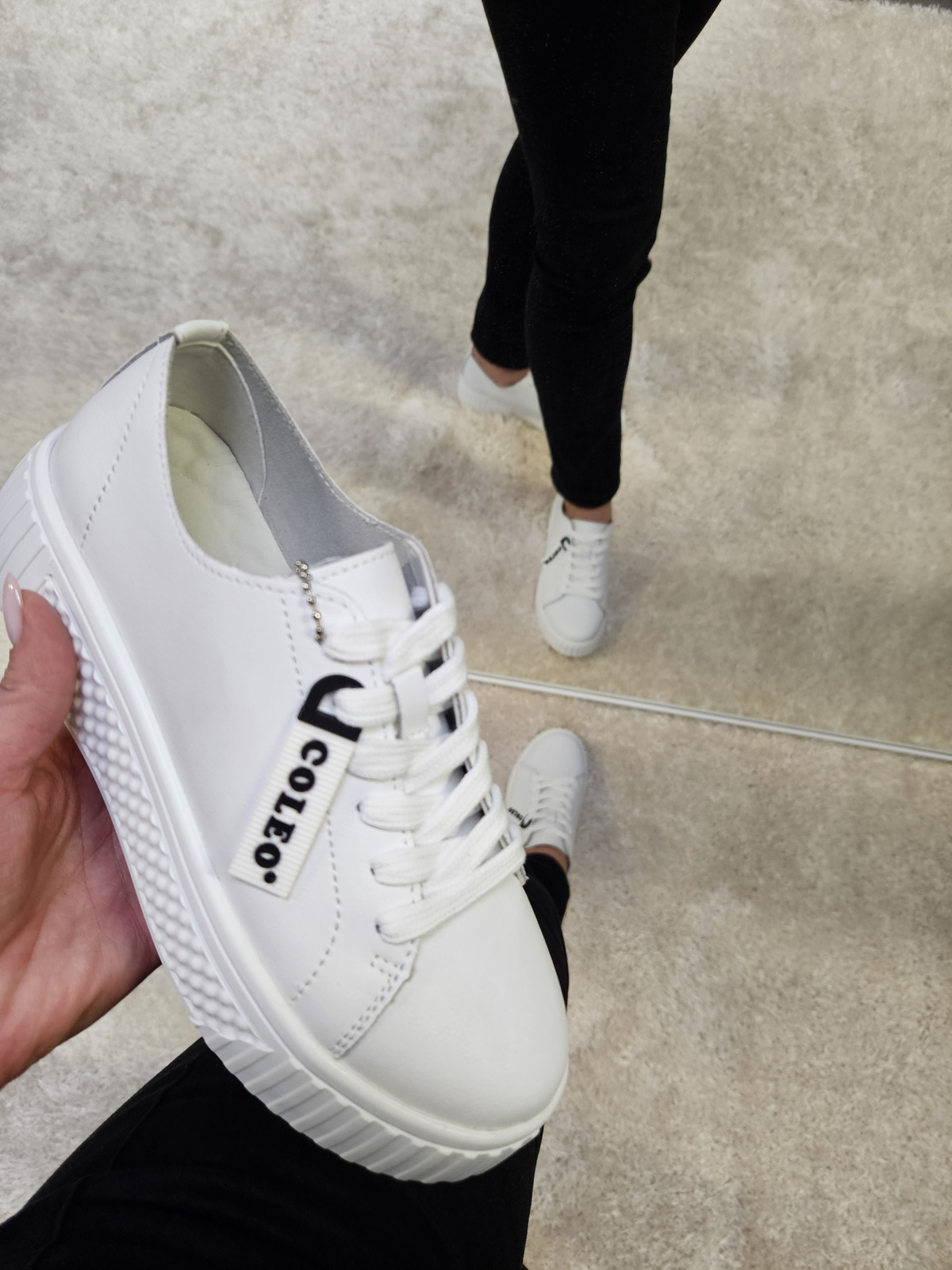 Skórzane  sneakersy półbuty damskie  na platformie białe