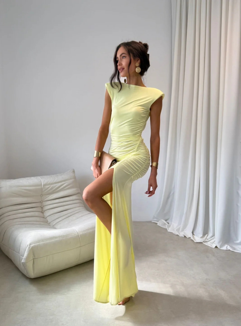 Aurelia - sukienka maxi w kolorze żółtym