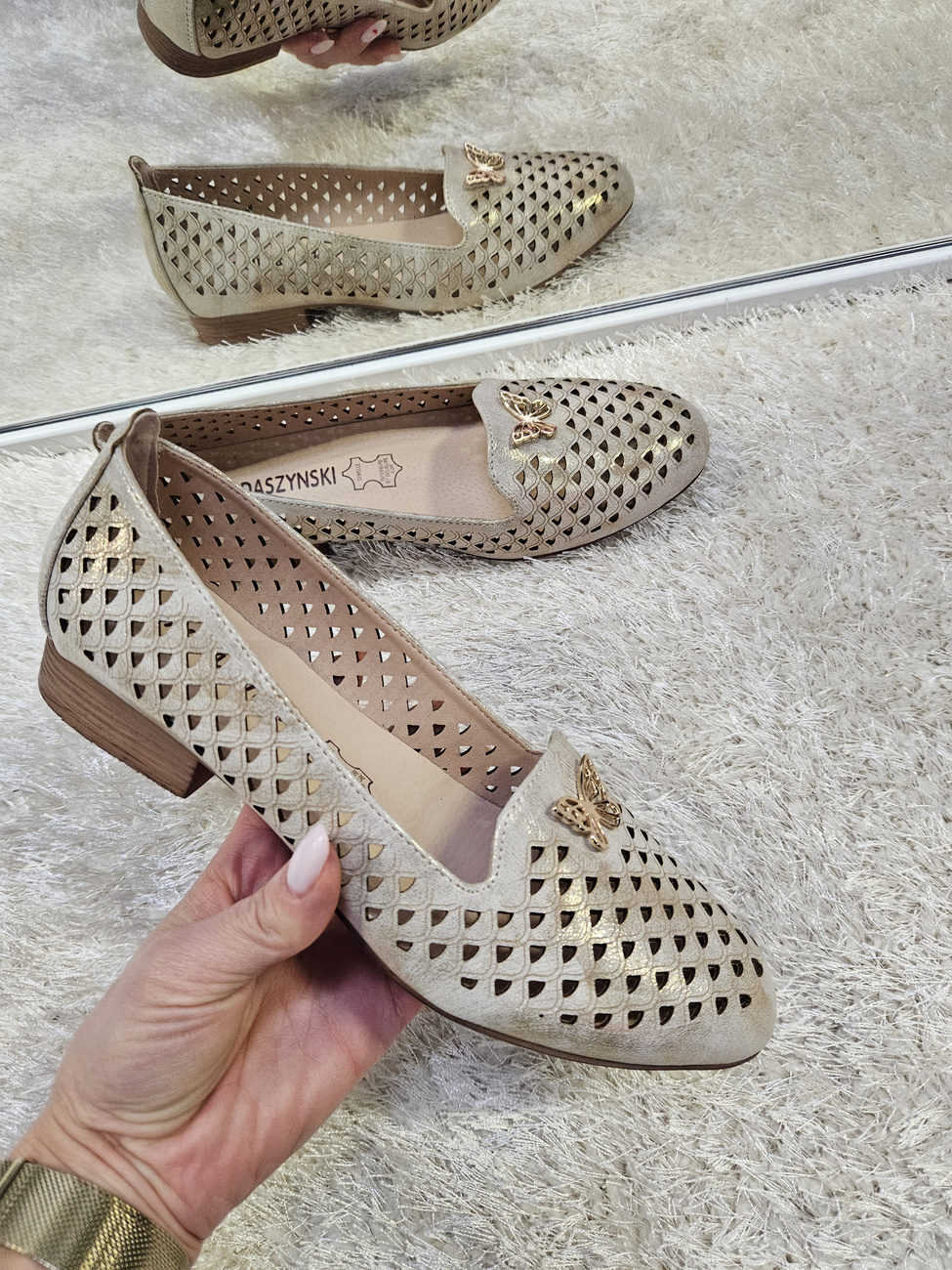 Złote damskie ażurowe baleriny  Marika 
