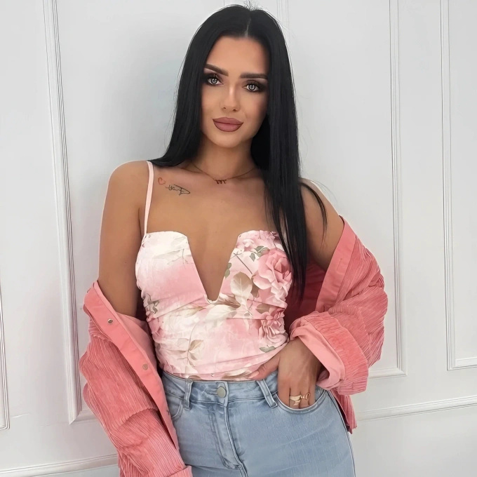 Body damskie w kwiaty głęboki dekolt V różowe eleganckie na ramiączkach