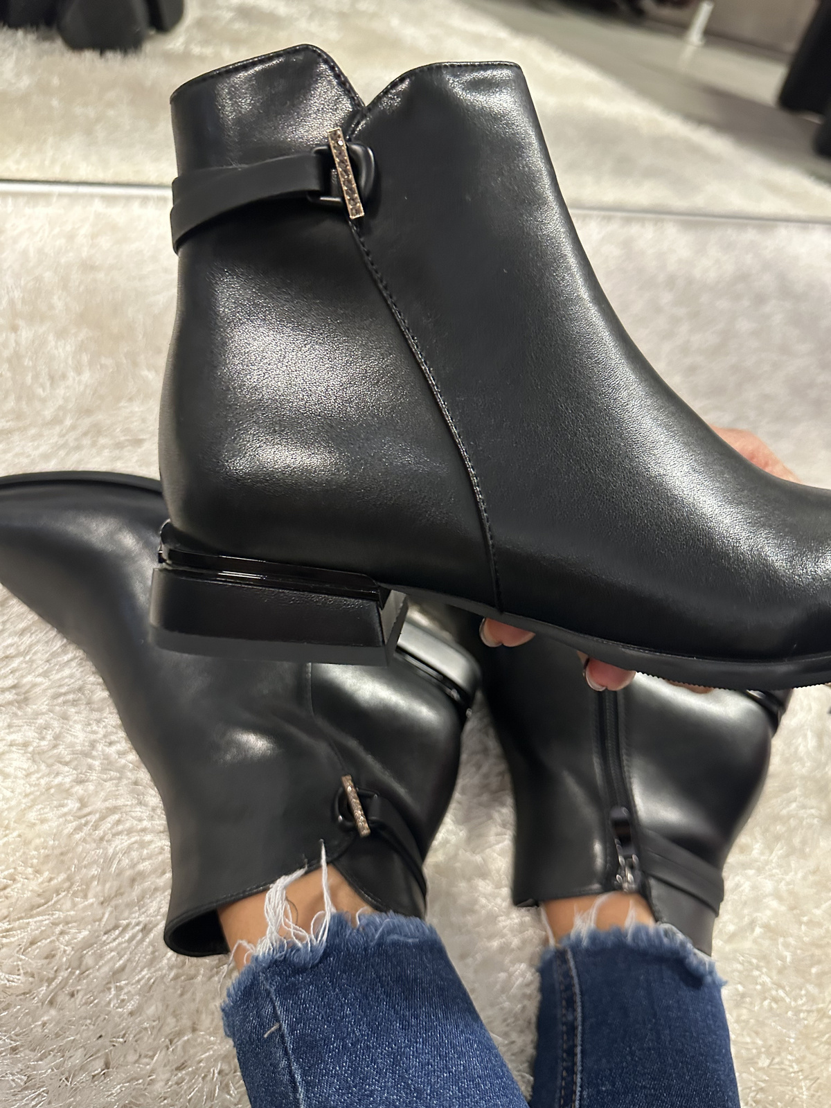 Klasyczne Botki damskie ocieplane ze skóry naturalnej czarne