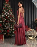 Elegancka SUKIENKA MAXI NATHALIE DISCO Z POŁYSKIEM BORDOWA