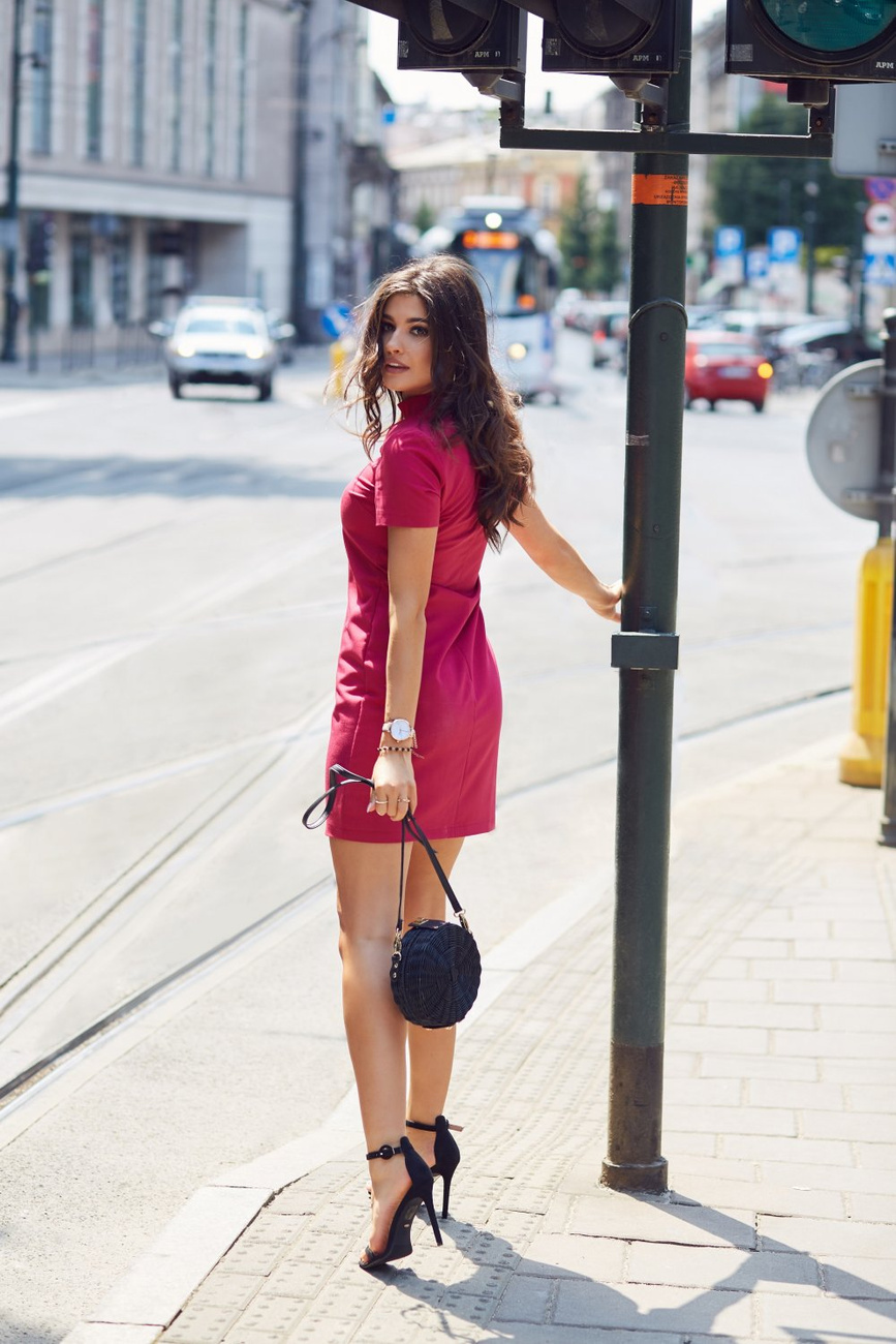  Elena Z Chokerem Bordowa Elegancka Mini Sukienka Na Wesele
