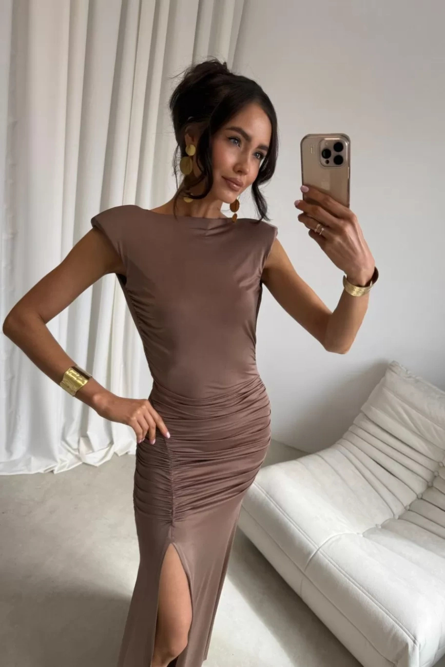 Aurelia - sukienka maxi w kolorze jasnego brązu