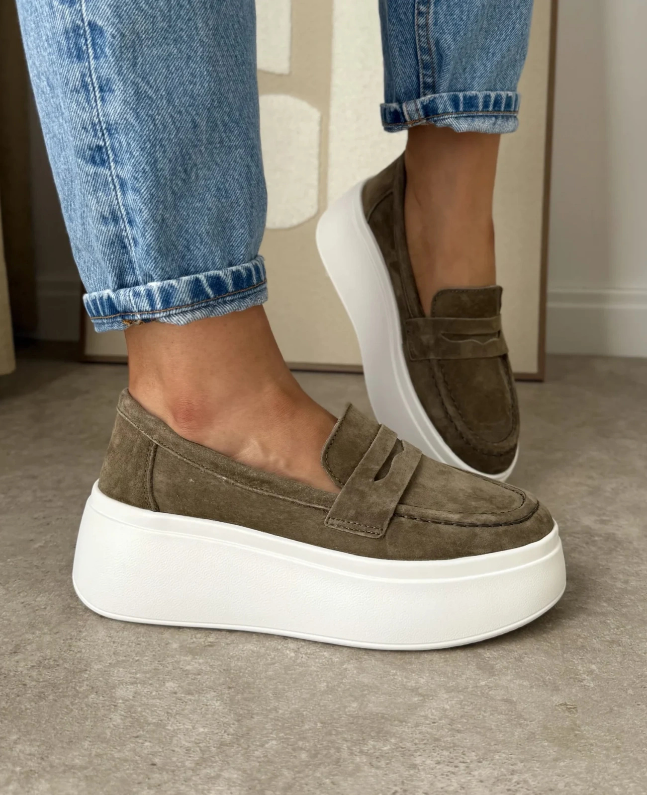 Mokasyny damskie na platformie ze skóry naturalnej khaki