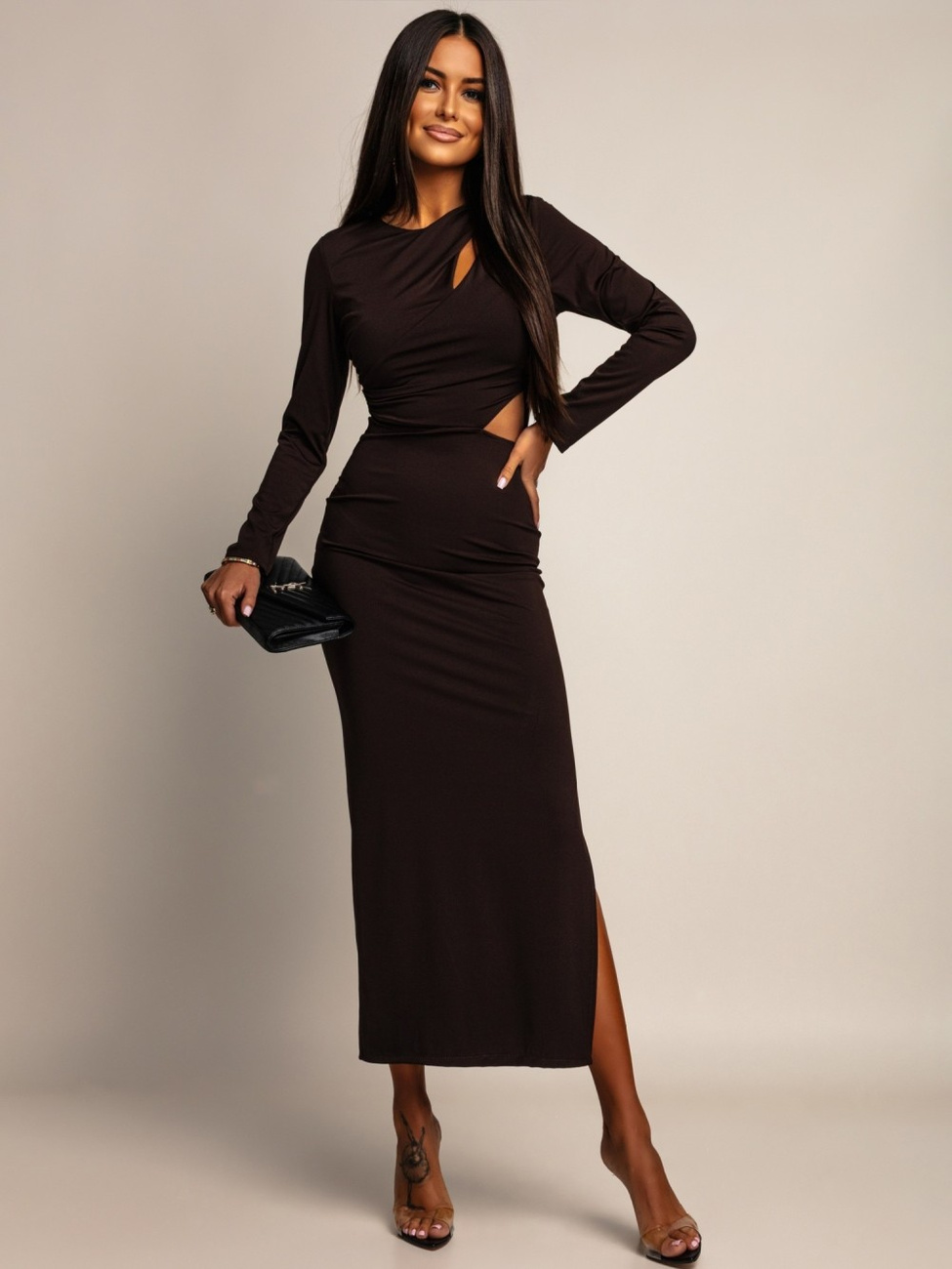 ELEGANCKA SUKIENKA MAXI Z WYCIĘCIEM ADA  czekoladowa