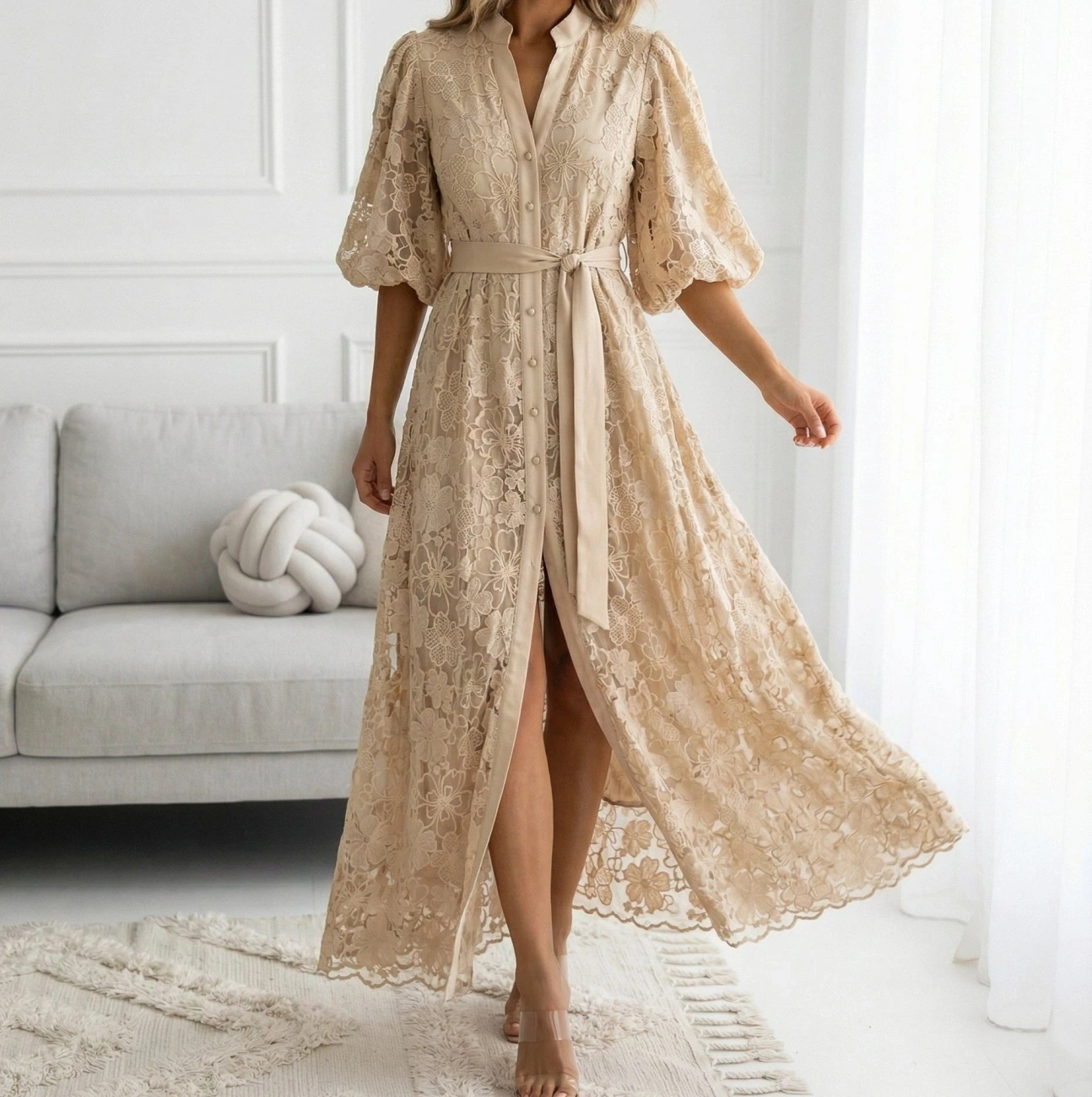 Sukienka Koronkowa Maxi Beżowa na Wesele z Bufkami i Paskiem DEDUCE