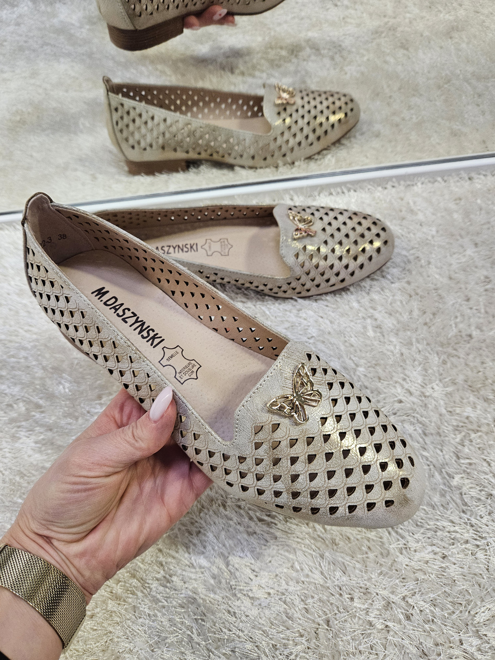 Złote damskie ażurowe baleriny  Marika 