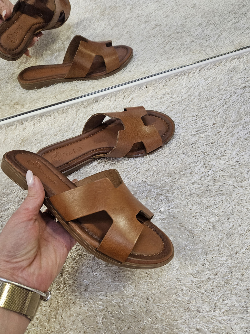 Klapki damskie ze skóry naturalnej Oli brązowe