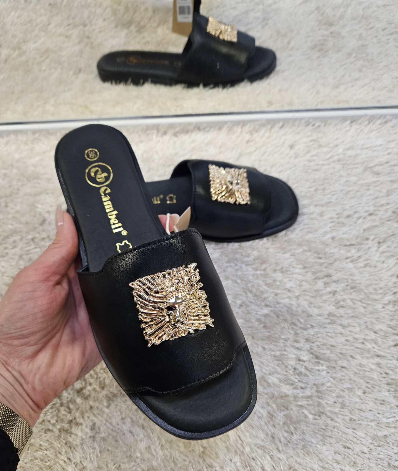 Klapki damskie ze skóry naturalnej Ana czarne