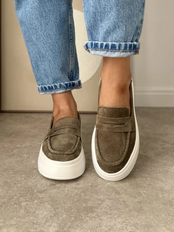 Mokasyny damskie na platformie ze skóry naturalnej khaki