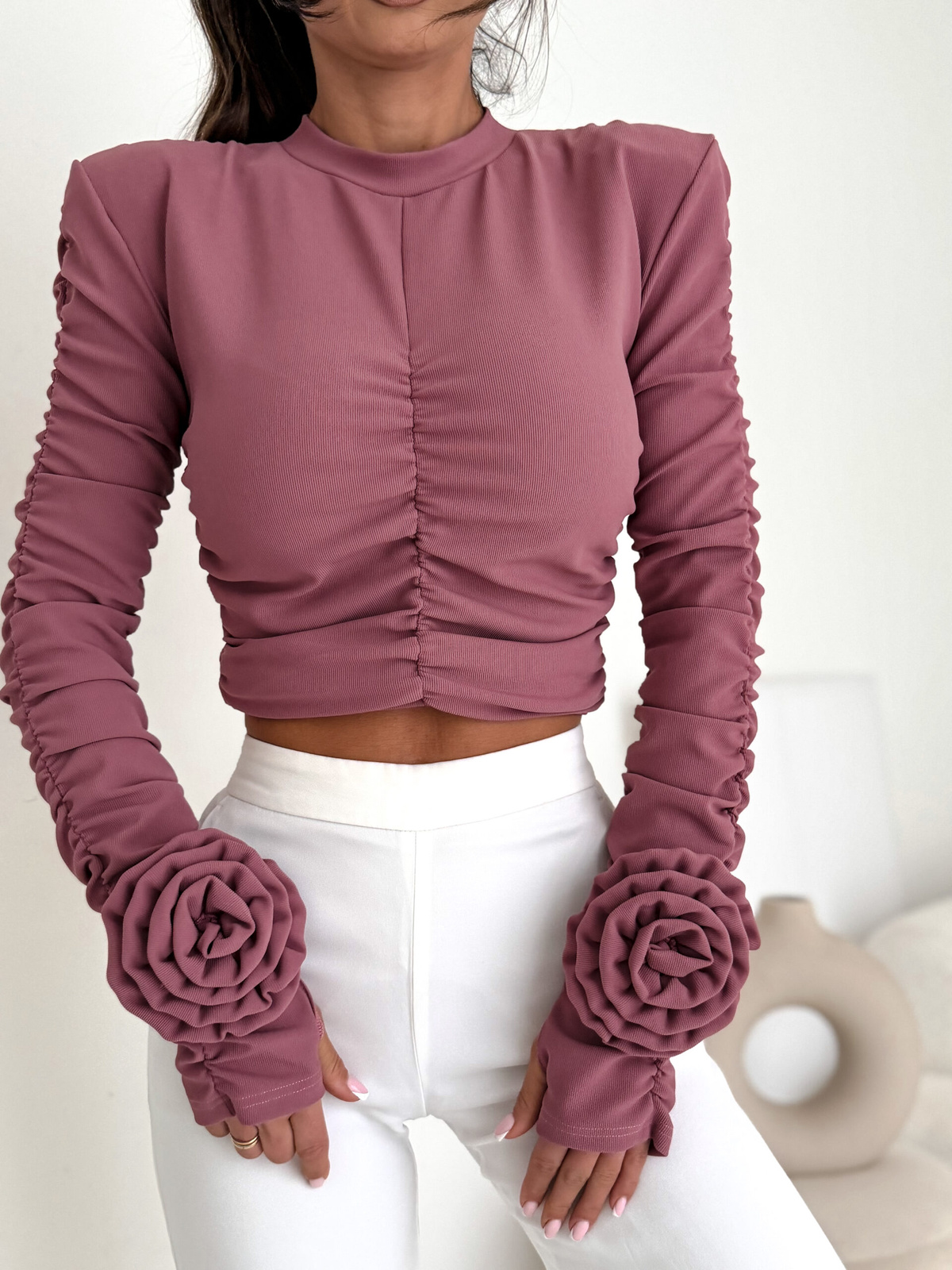 Elegancka Bluzka Velia z różami i długim rękawem brudny róż