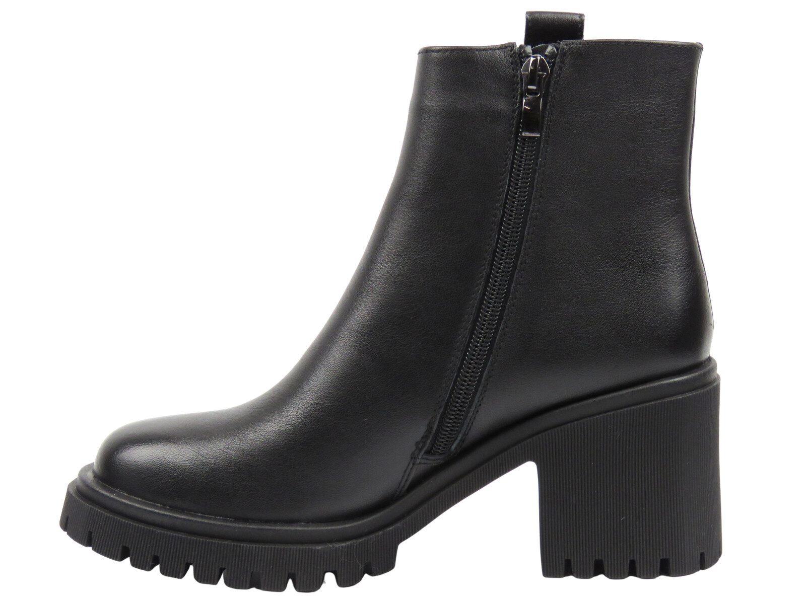 Botki damskie na obcasie  ze skóry naturalnej czarne 