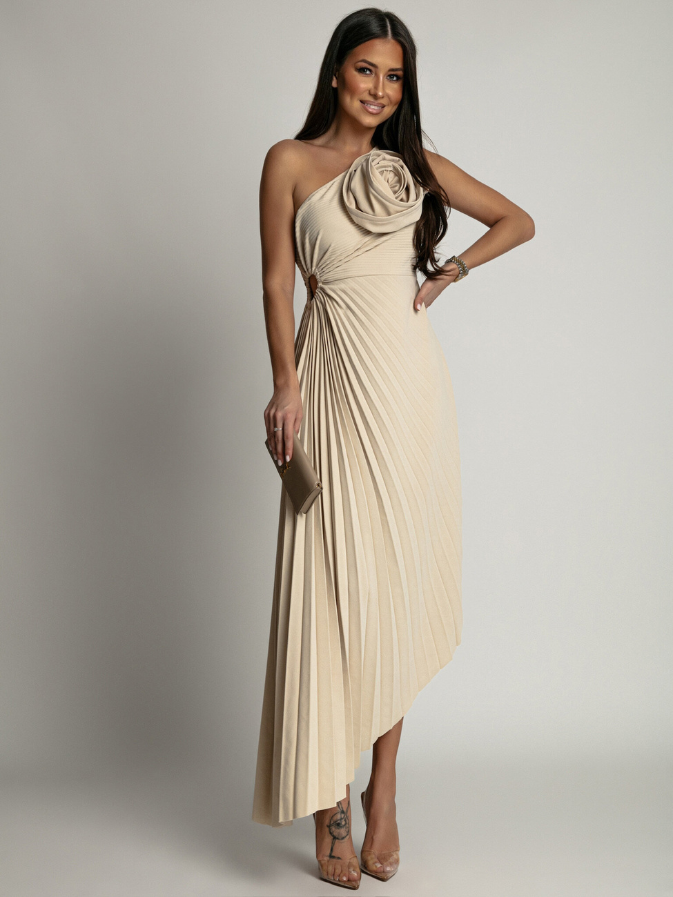 SUKIENKA PLISOWANA NA JEDNO RAMIĘ Rosalia- beżowy