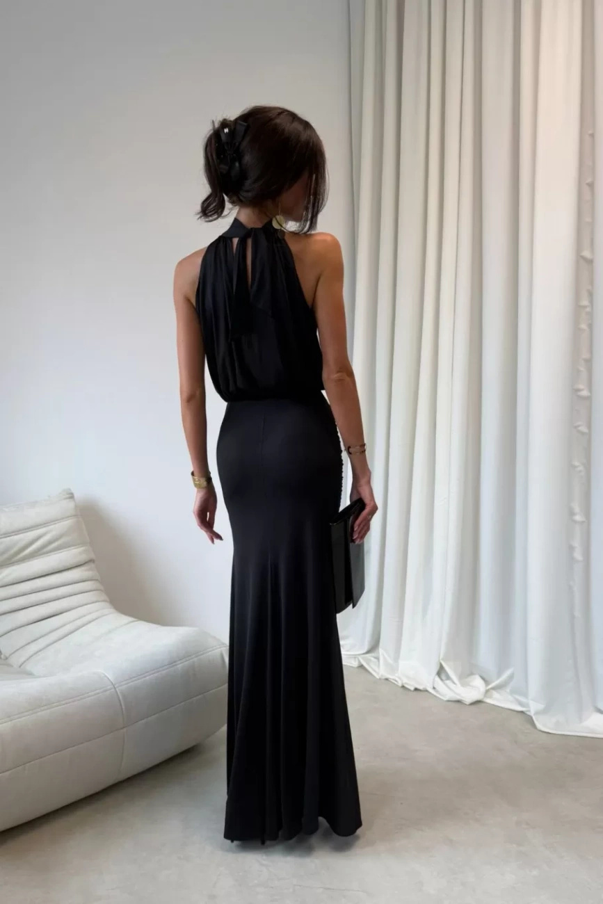 Maelis - sukienka maxi w kolorze czarnym