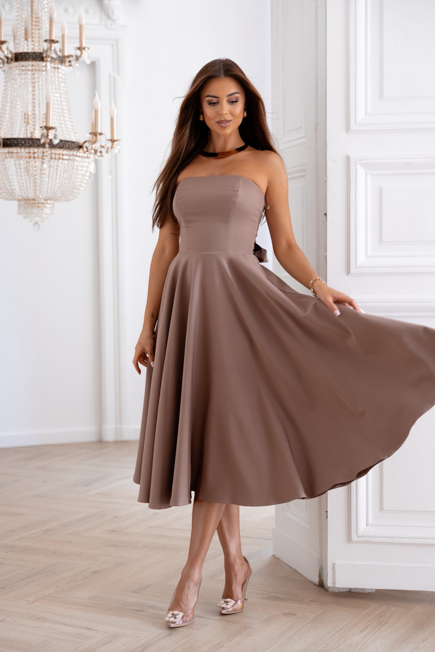 Elegancka gorsetowa midi Sukienka Asti fango