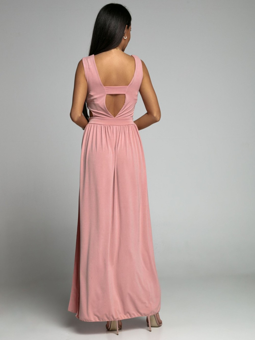 ZWIEWNA SUKIENKA MAXI Z WYCIĘCIAMI ANA- pudrowy róż