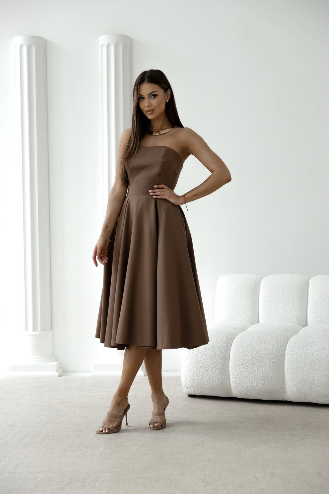 Elegancka gorsetowa midi Sukienka Anabel czekoladowy