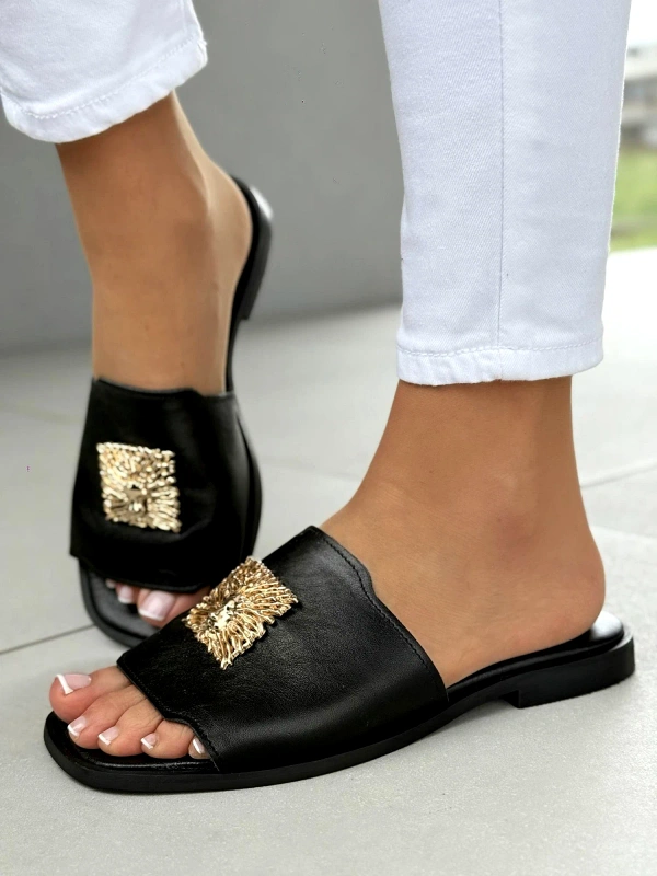 Klapki damskie ze skóry naturalnej Ana czarne