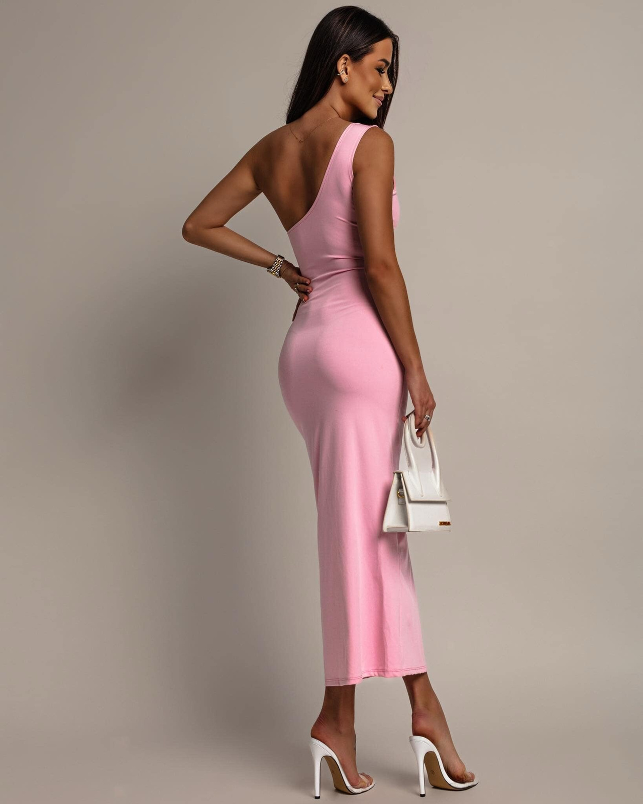 Dopasowana midi Sukienka Iva różowa