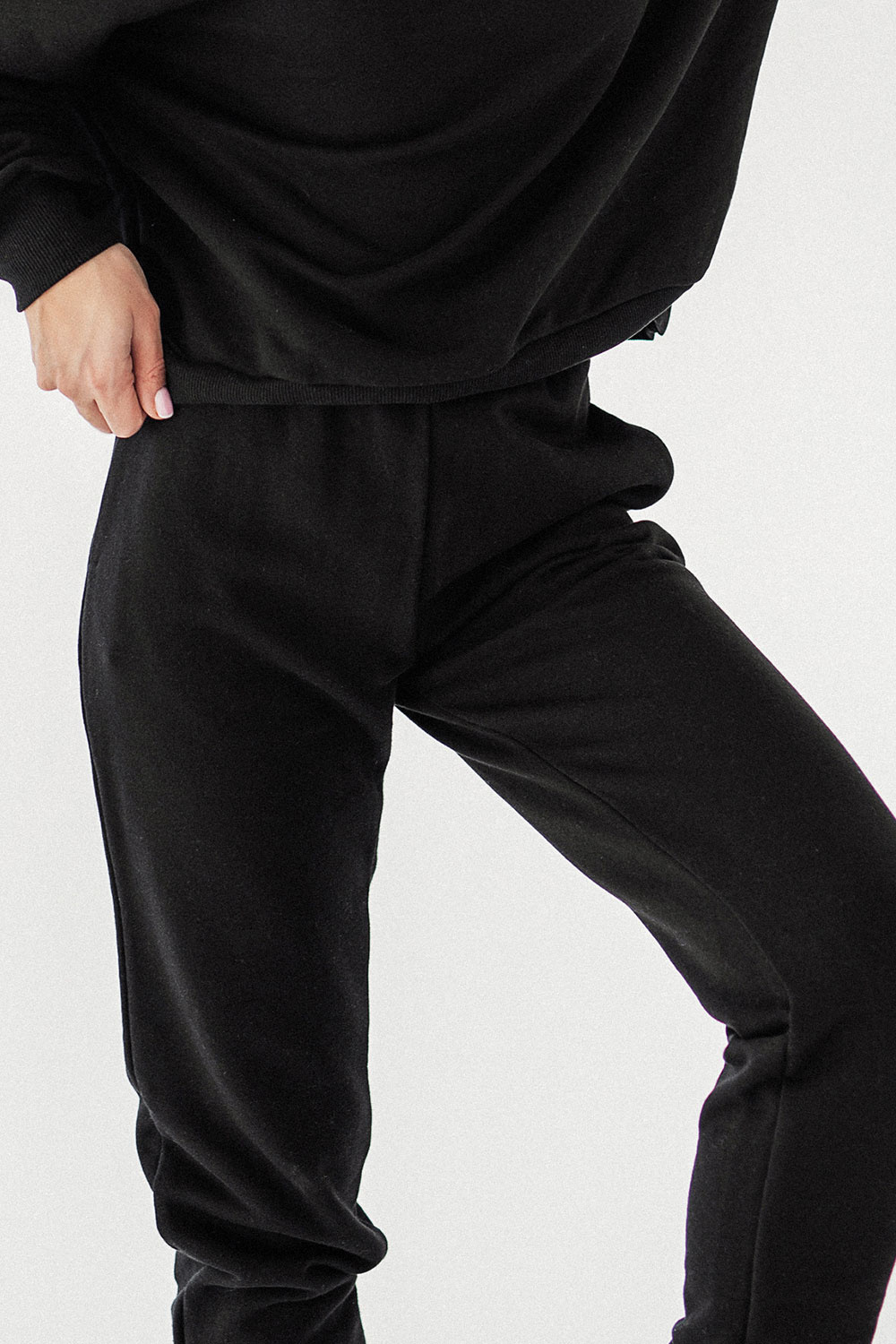 Czarne Joggery Morelli