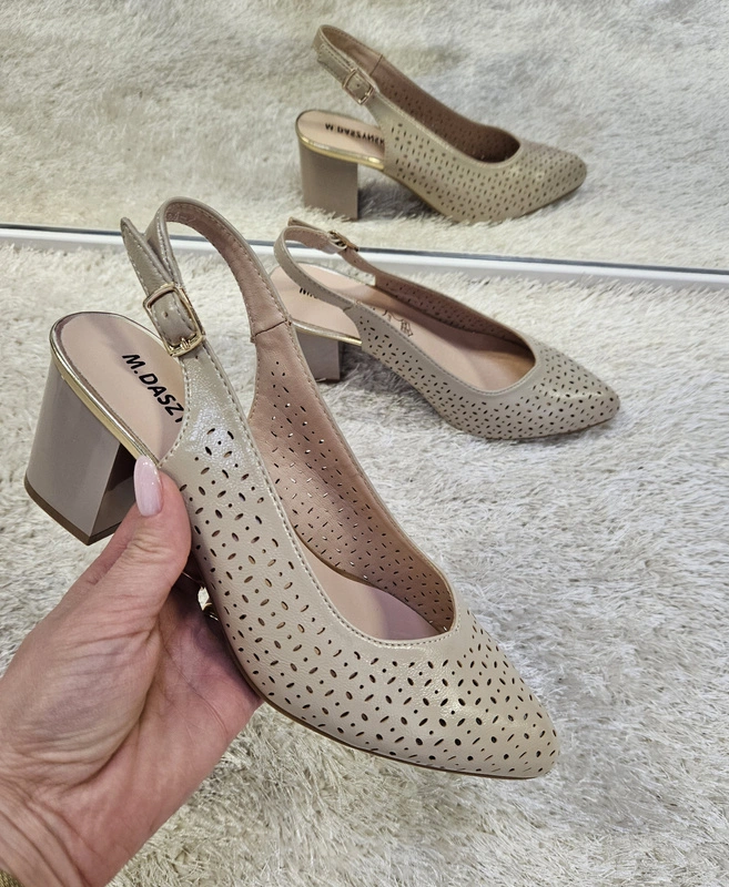 Eleganckie beżowe ażurowe czółenka damskie 