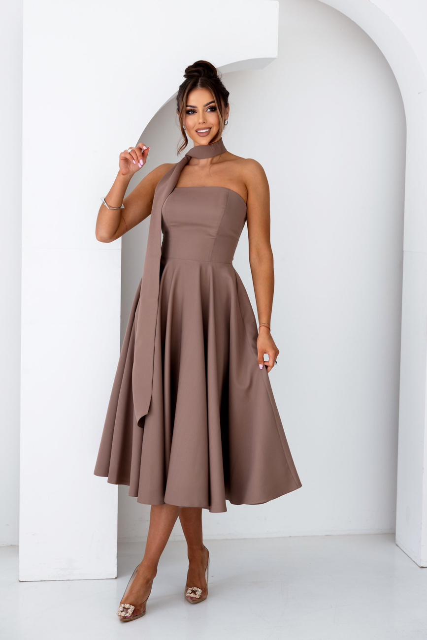 Elegancka gorsetowa midi Sukienka Asti fango