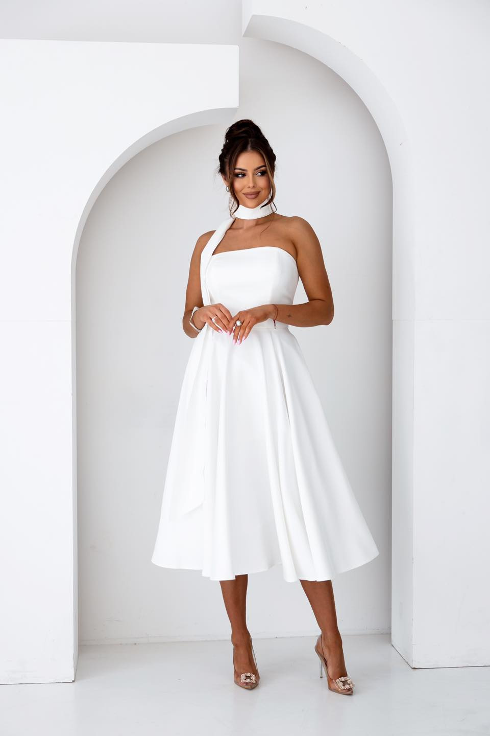 Elegancka gorsetowa midi Sukienka Asti biały