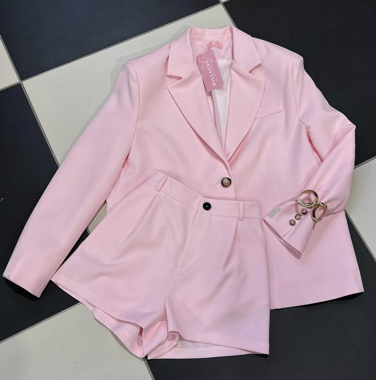 Spodenki eleganckie  Sindy  różowy