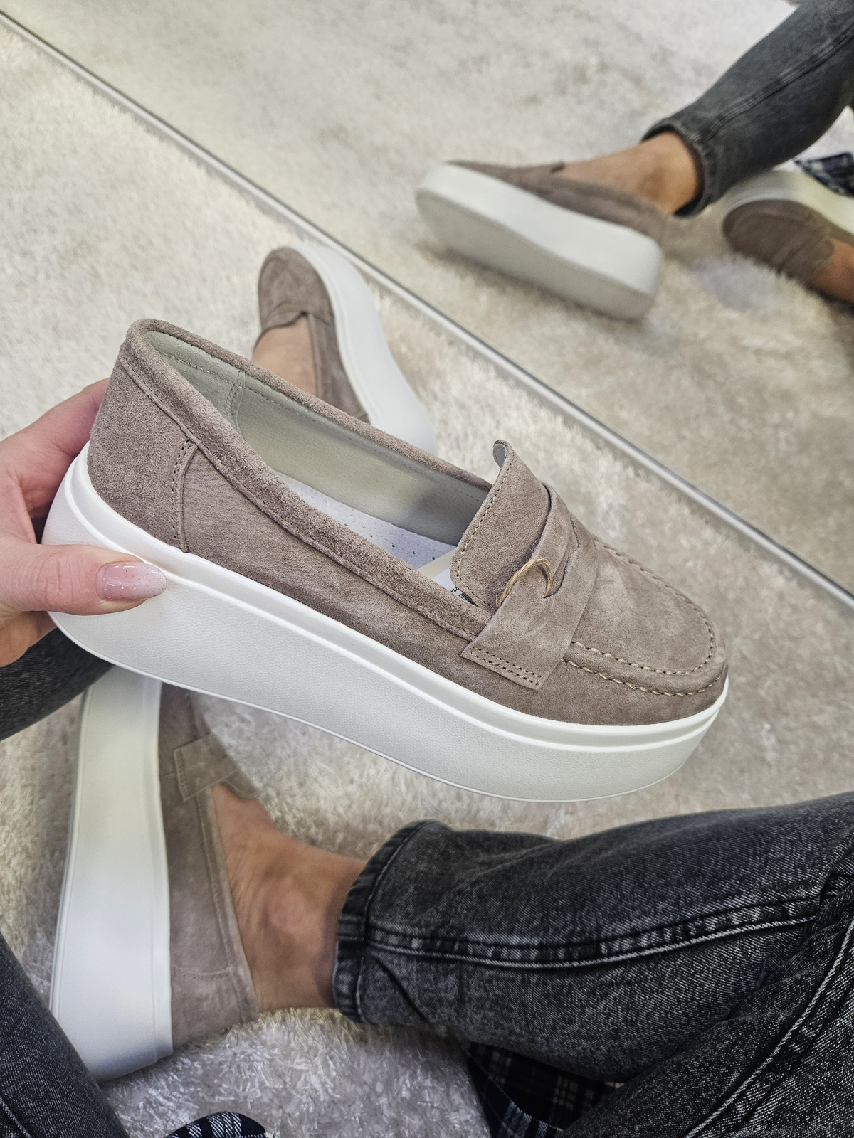 Mokasyny damskie na platformie ze skóry naturalnej beżowe