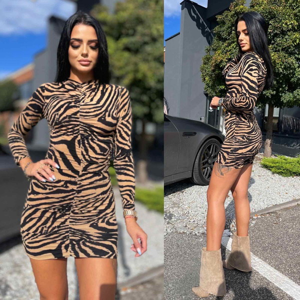 Dopasowana sukienka Amanda w print zebra beżowo-czarna z długim rękawem