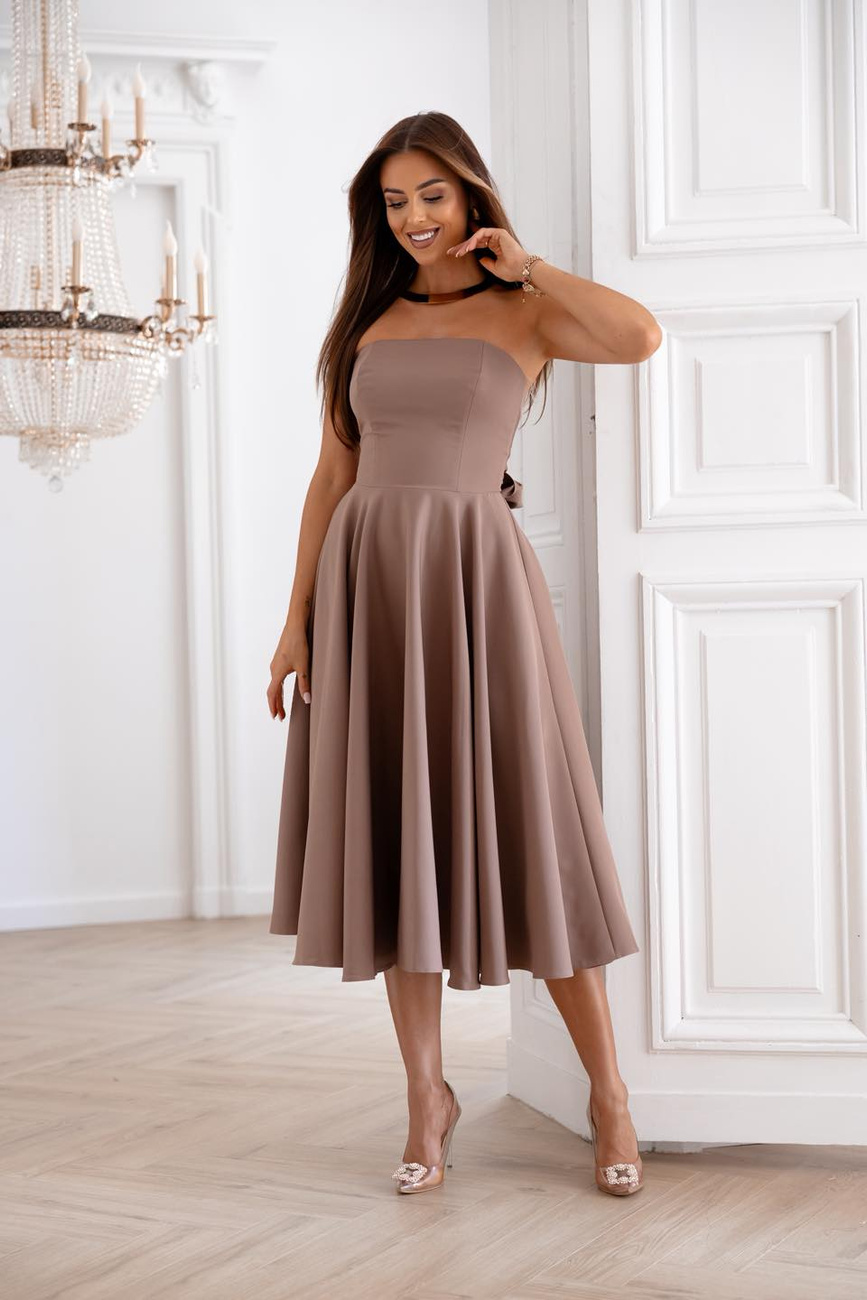 Elegancka gorsetowa midi Sukienka Asti fango