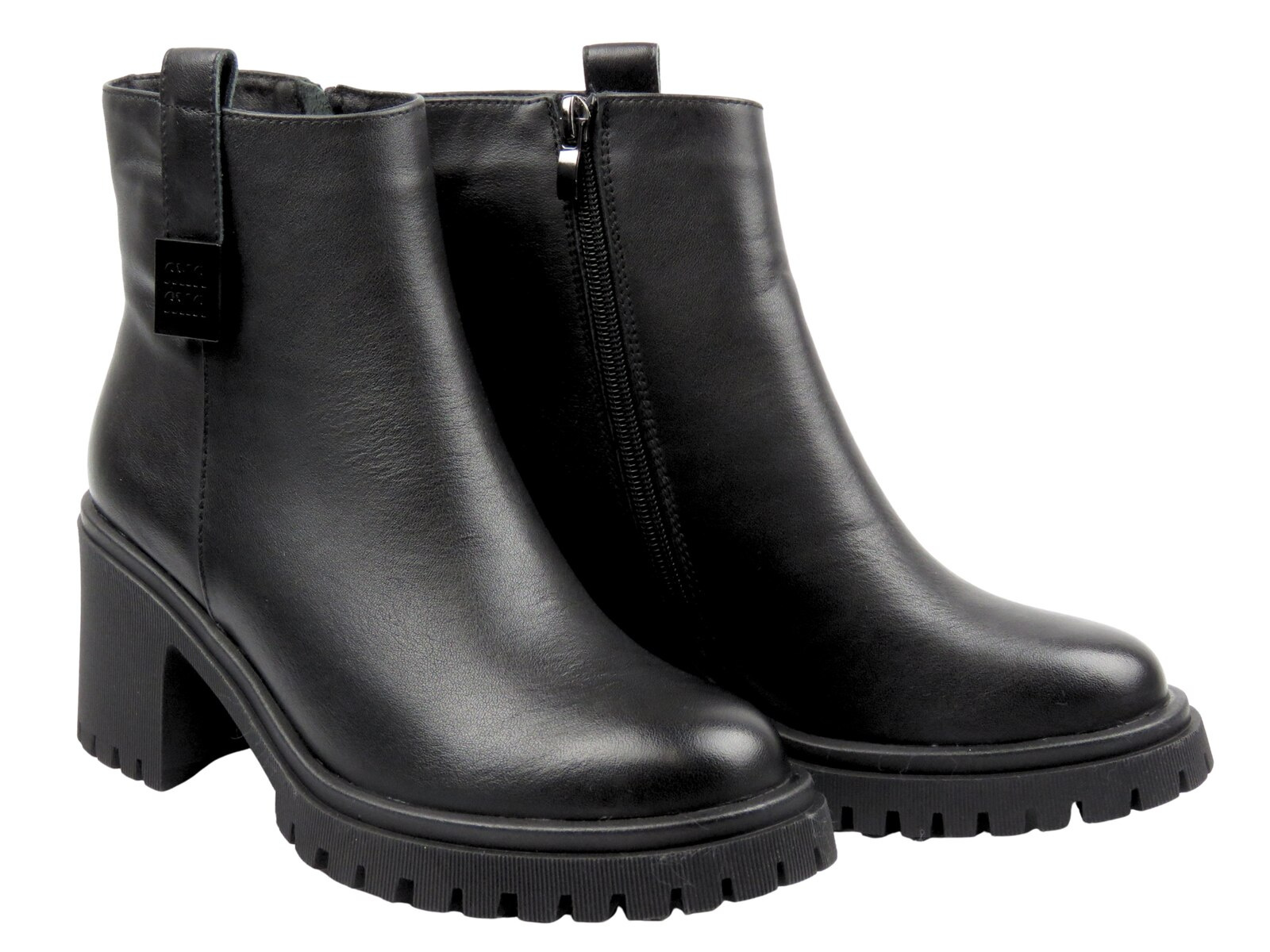 Botki damskie na obcasie  ze skóry naturalnej czarne 