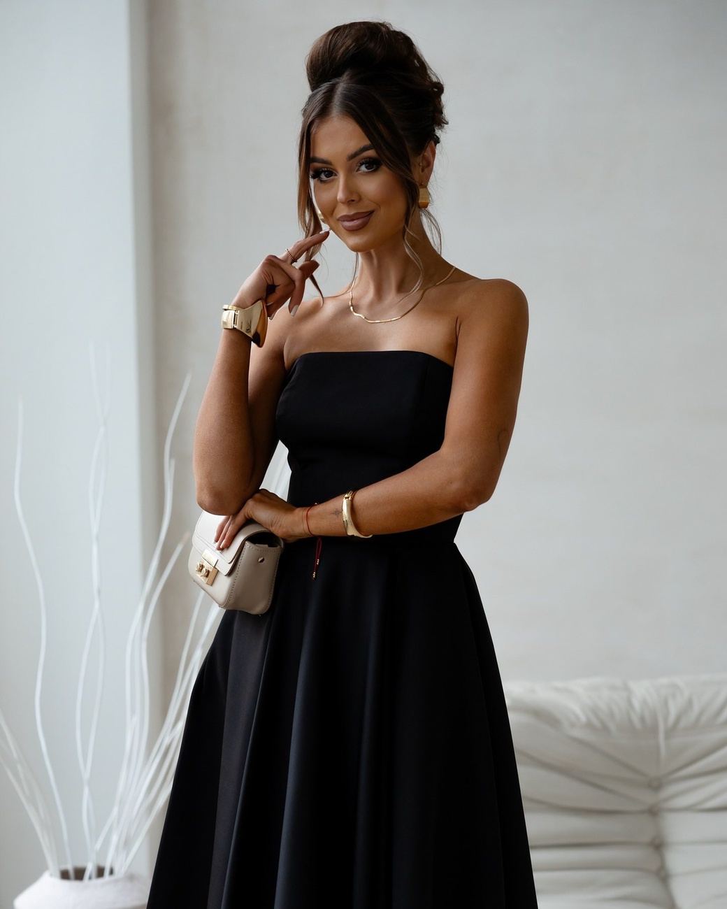 Elegancka gorsetowa midi Sukienka Anabel czarny