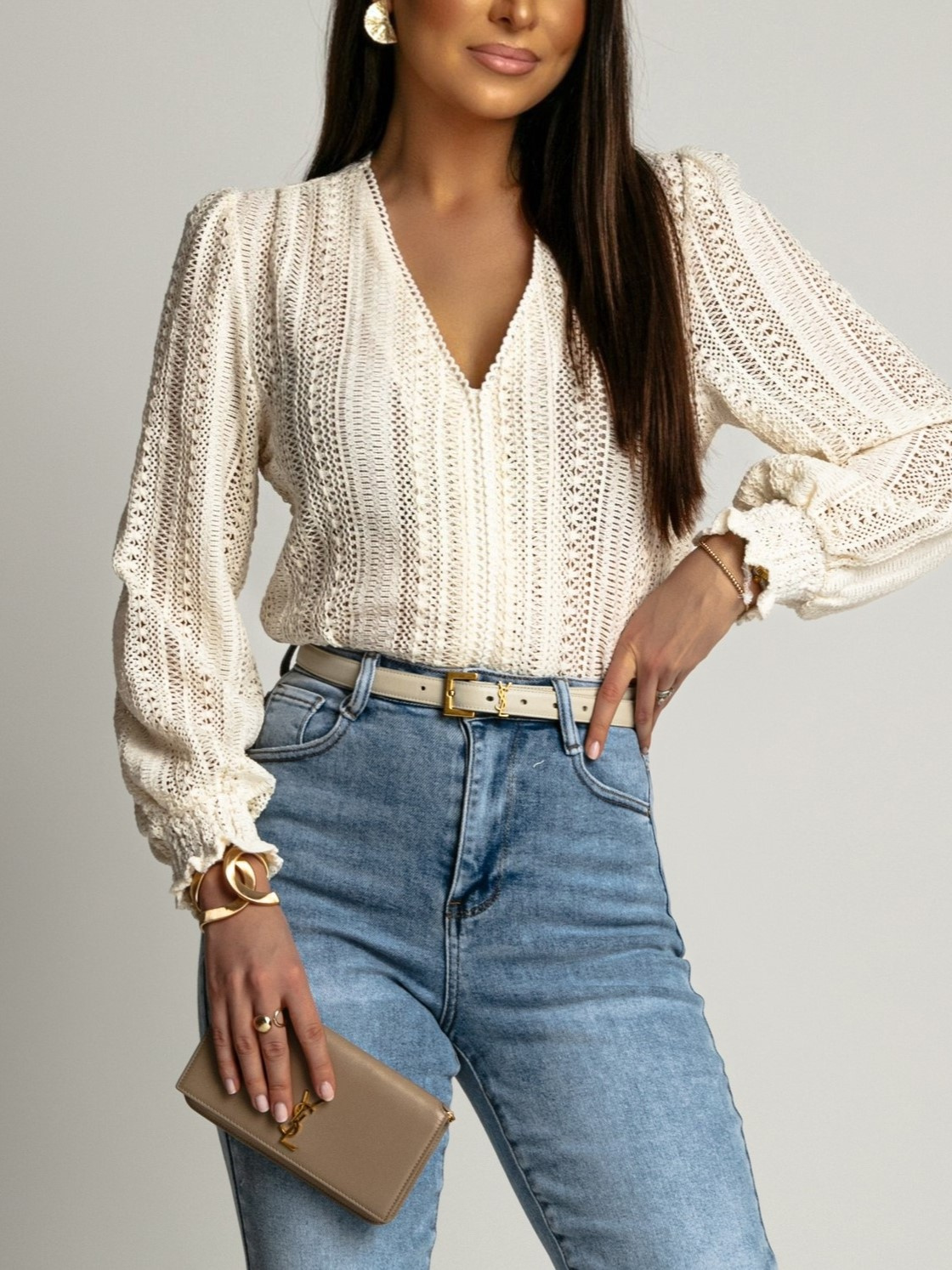 Bluzka Damska Ażurowa Beżowa Saint Luxury Dekolt V Bufiaste Rękawy Elegancka