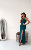Elegancka dopasowama sukienka maxi Amira zielona