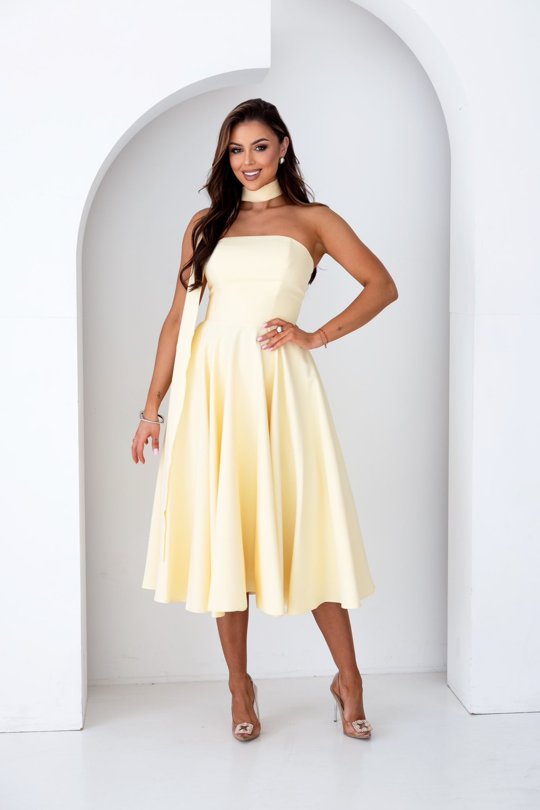 Elegancka gorsetowa midi Sukienka Asti żółty