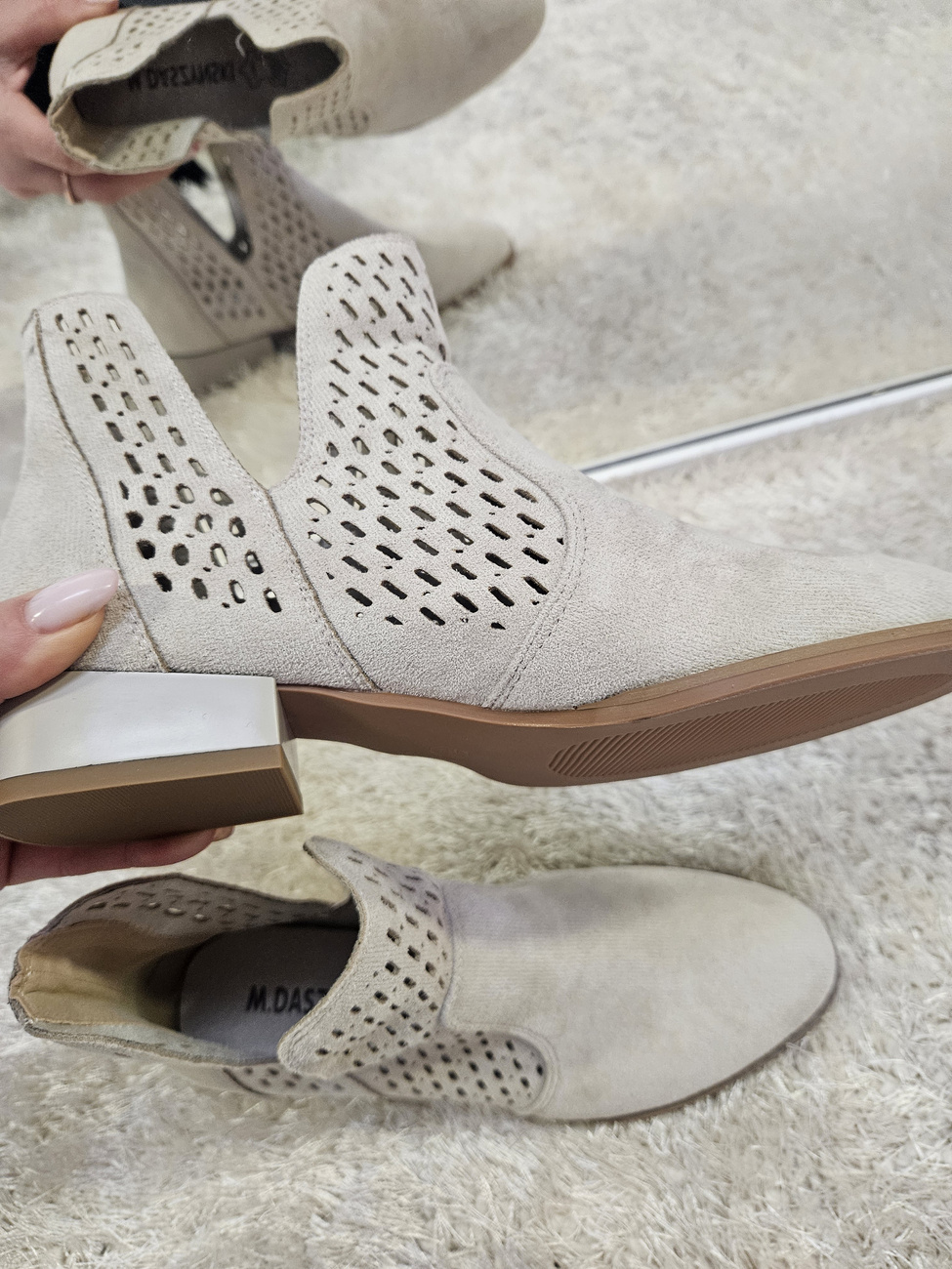 Beżowe ażurowe pólbuty  botki damskie na obcasie 