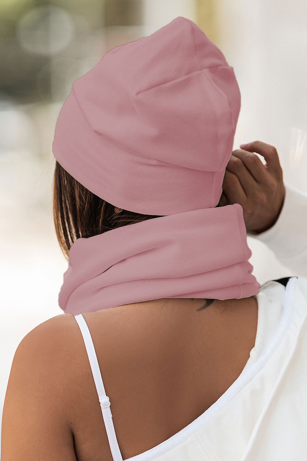 Różowy Komplet Czapka I Komin