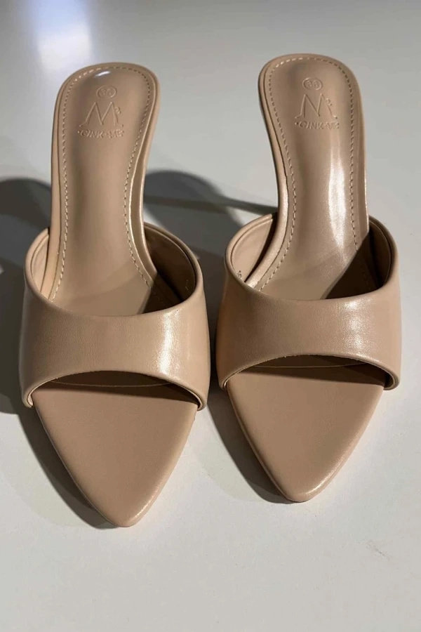 Klapki Camila na obcasie eko skóra  beżowe 