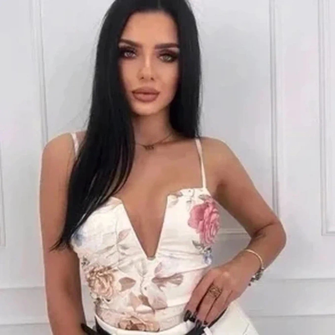 Body damskie w kwiaty głęboki dekolt V eleganckie na ramiączkach