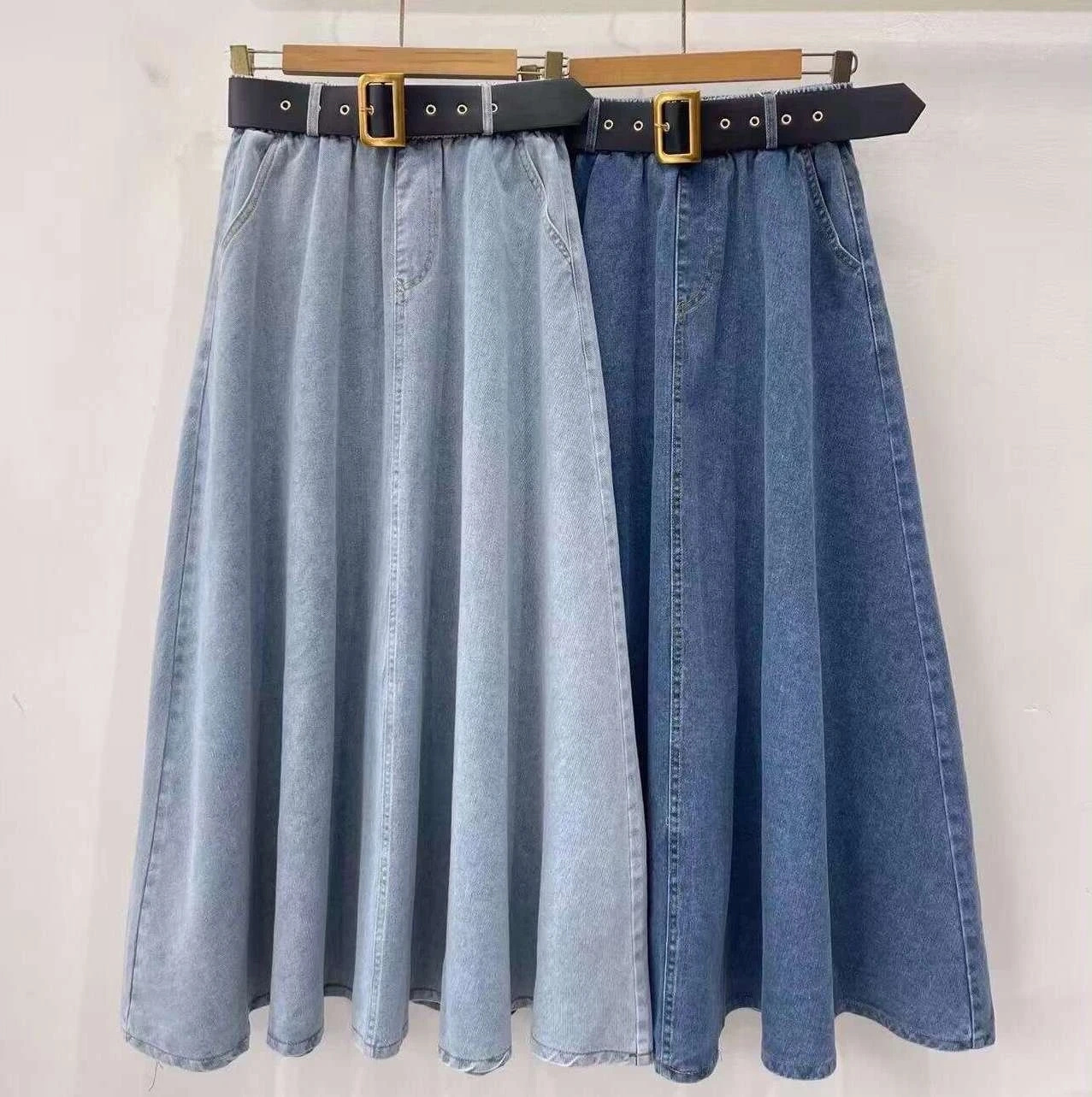 Spódnica jeansowa maxi długa rozkloszowana denim z paskiem damska elegancka