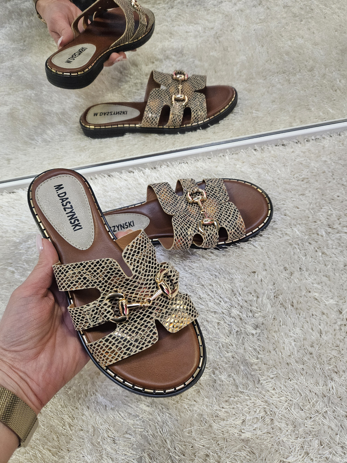 Klapki Suzi  eko skóra  złoty wąż