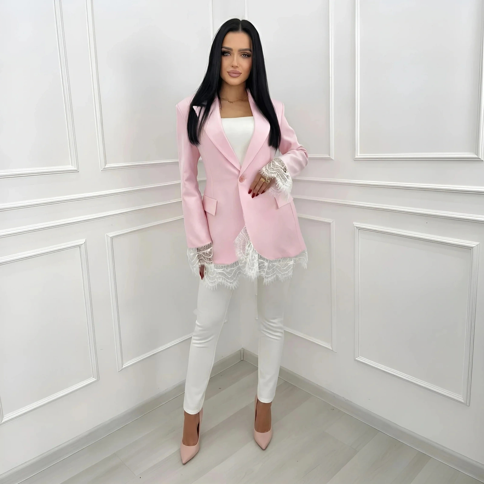 Marynarka damska różowa z koronką elegancki żakiet taliowany na guzik