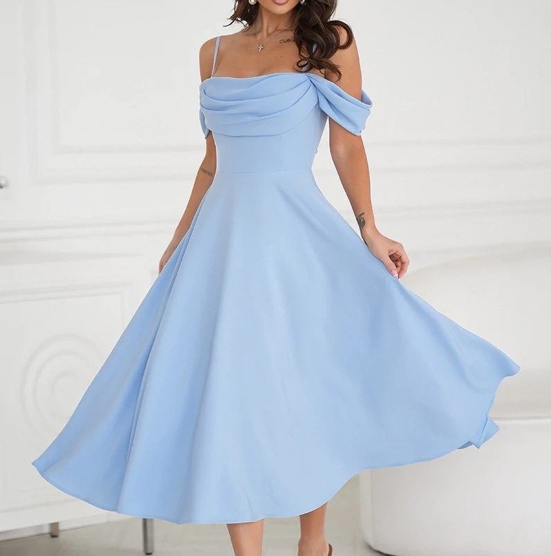 Sukienka Midi Błękitna Elegancka Wesele Studniówka Opadające Ramiona