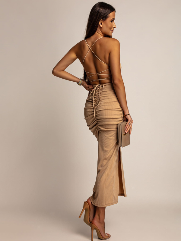ELEGANCKA DOPASOWANA SUKIENKA MAXI Rosemarry camel