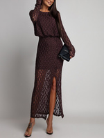 Dopasowana sukienka koronkowa z długim rękawem Makena czekoladowa