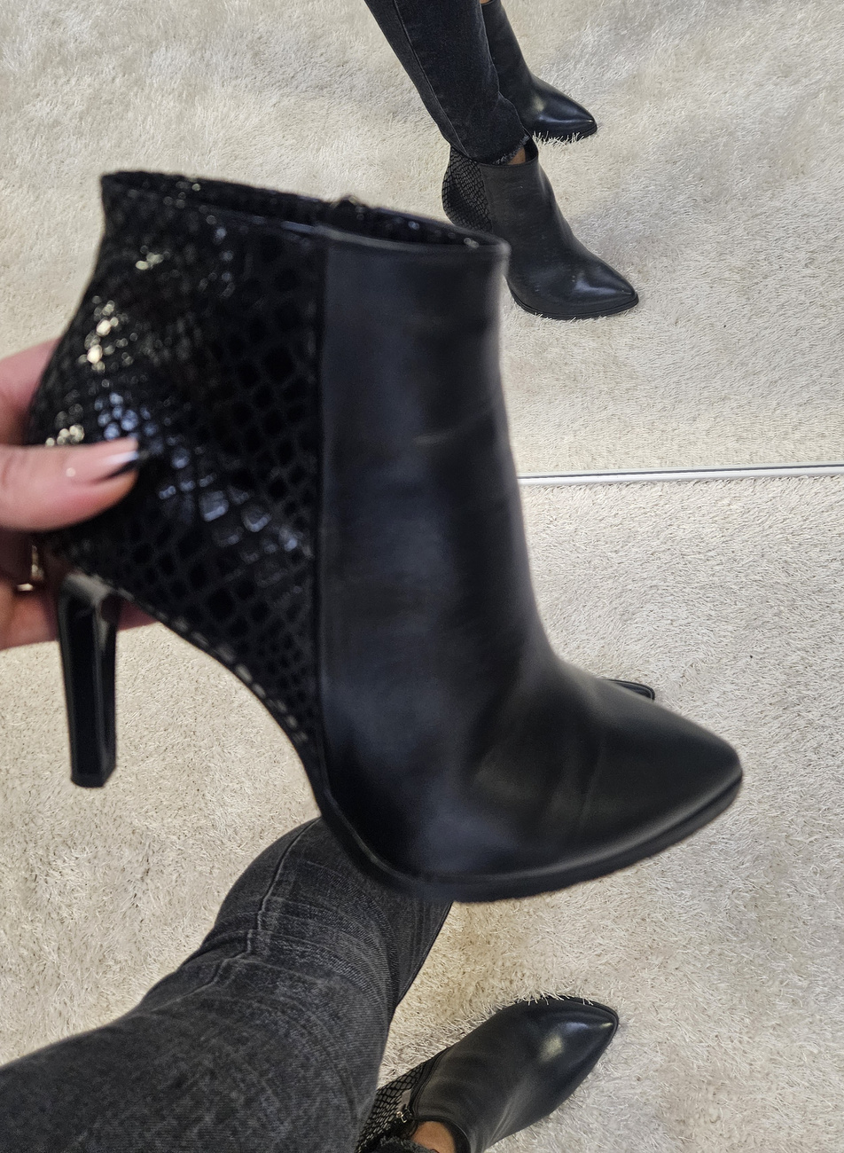 Czarne botki skórzane na szpilce 