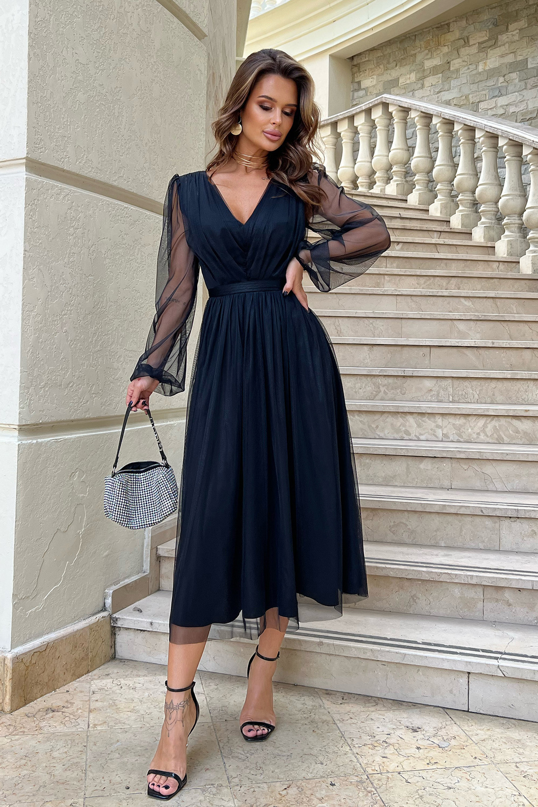 Elegancka SUKIENKA MIDI Z BROKATOWĄ SIATKĄ- czarny